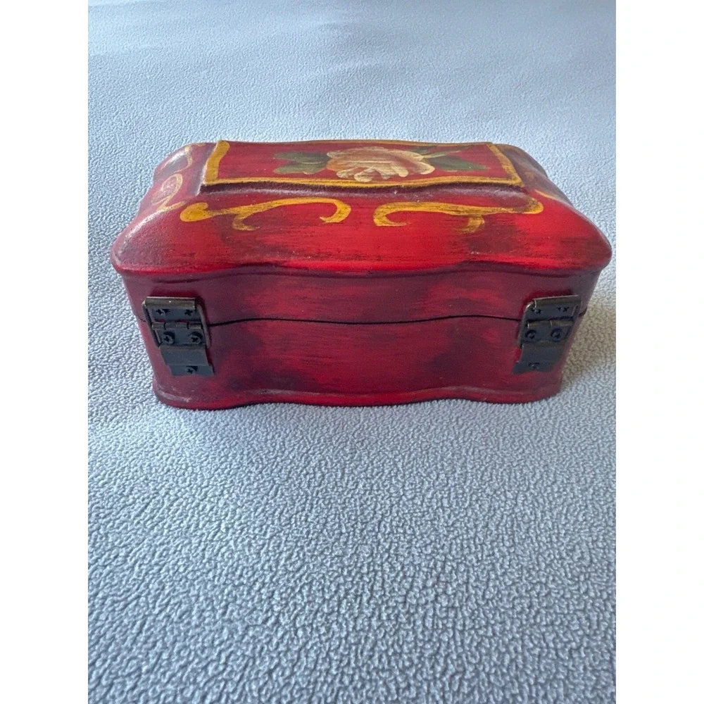 Vintage Box Floral Tole Painted Wooden Jewelry Trinket Box Hinged Lid Red Boho